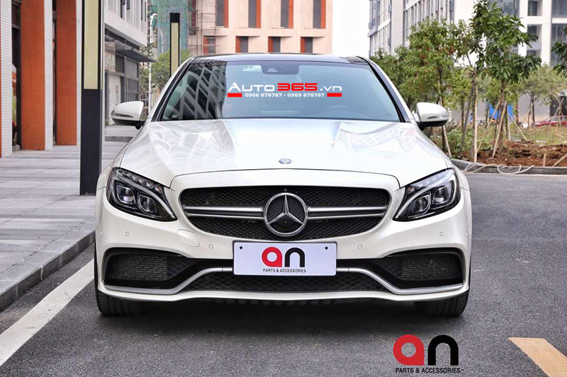 Nâng cấp body kit C63 AMG cho Mercedes C300 W205